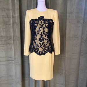 Carolina Herrera yellow  lace detailed Sheath Long Sleeve Dress, US6